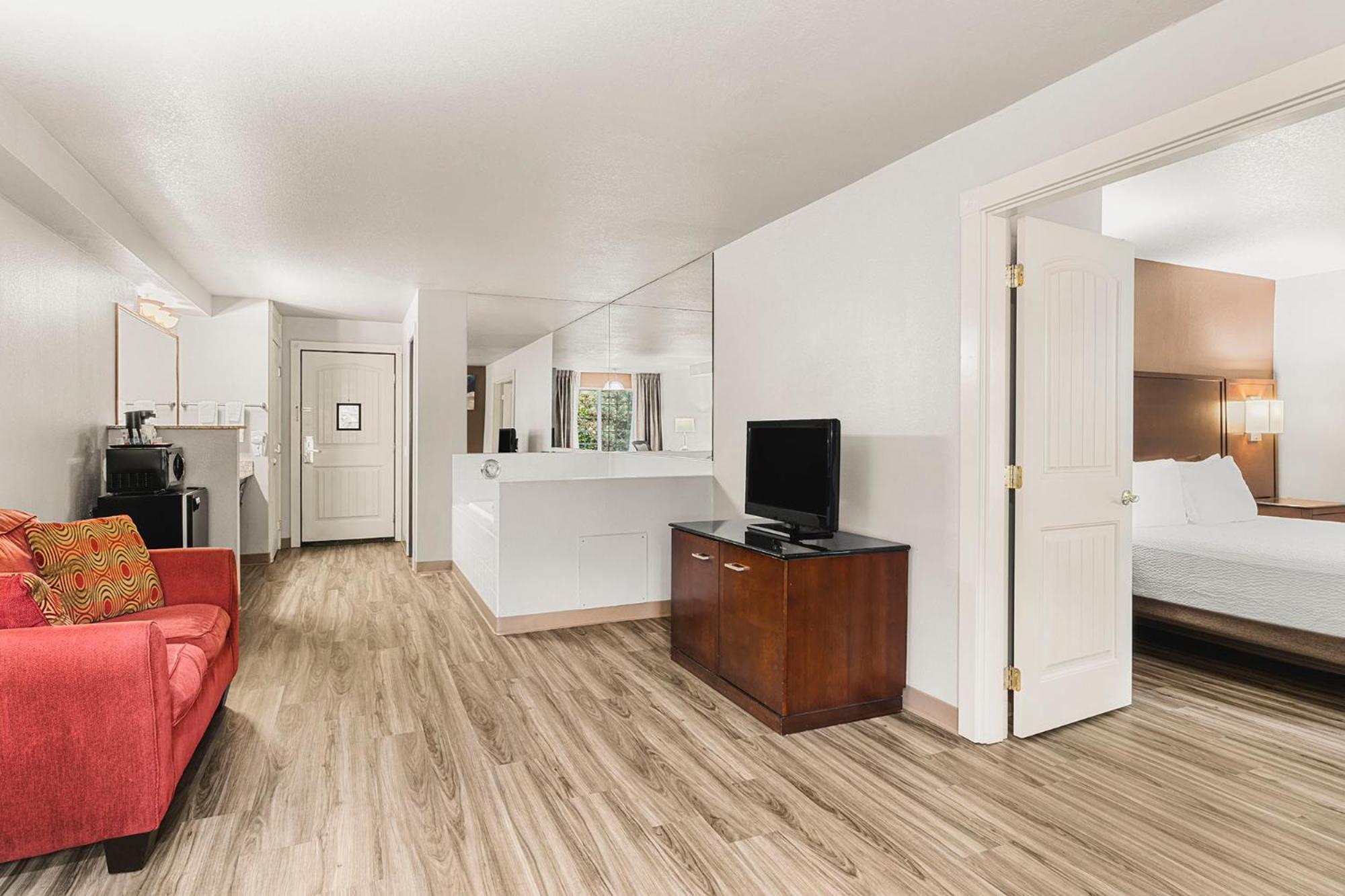 Hotel The Ashley &